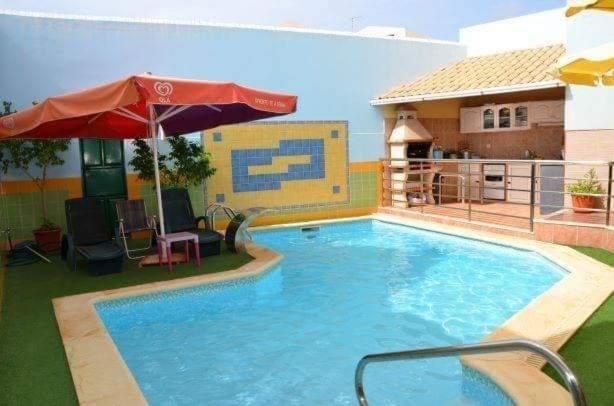 Praia Guest House Екстериор снимка