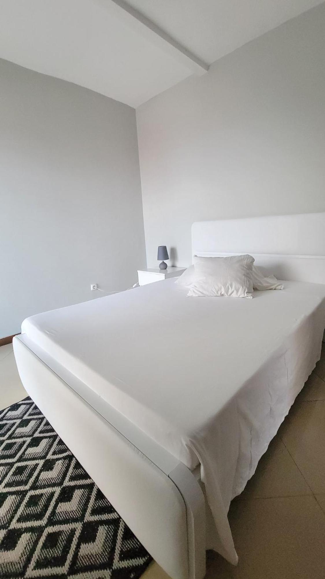 Praia Guest House Екстериор снимка