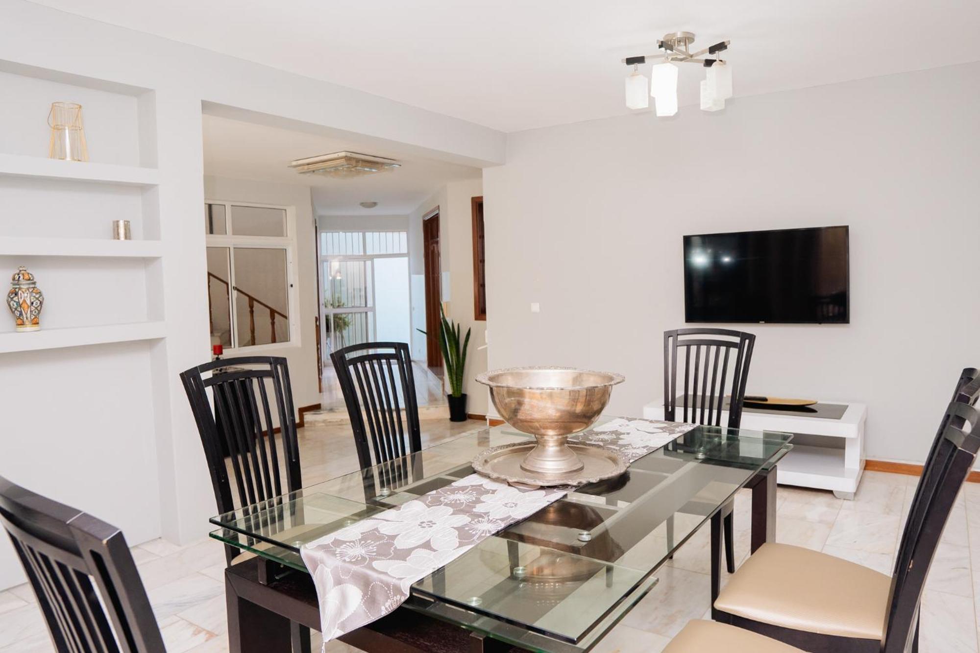 Praia Guest House Екстериор снимка