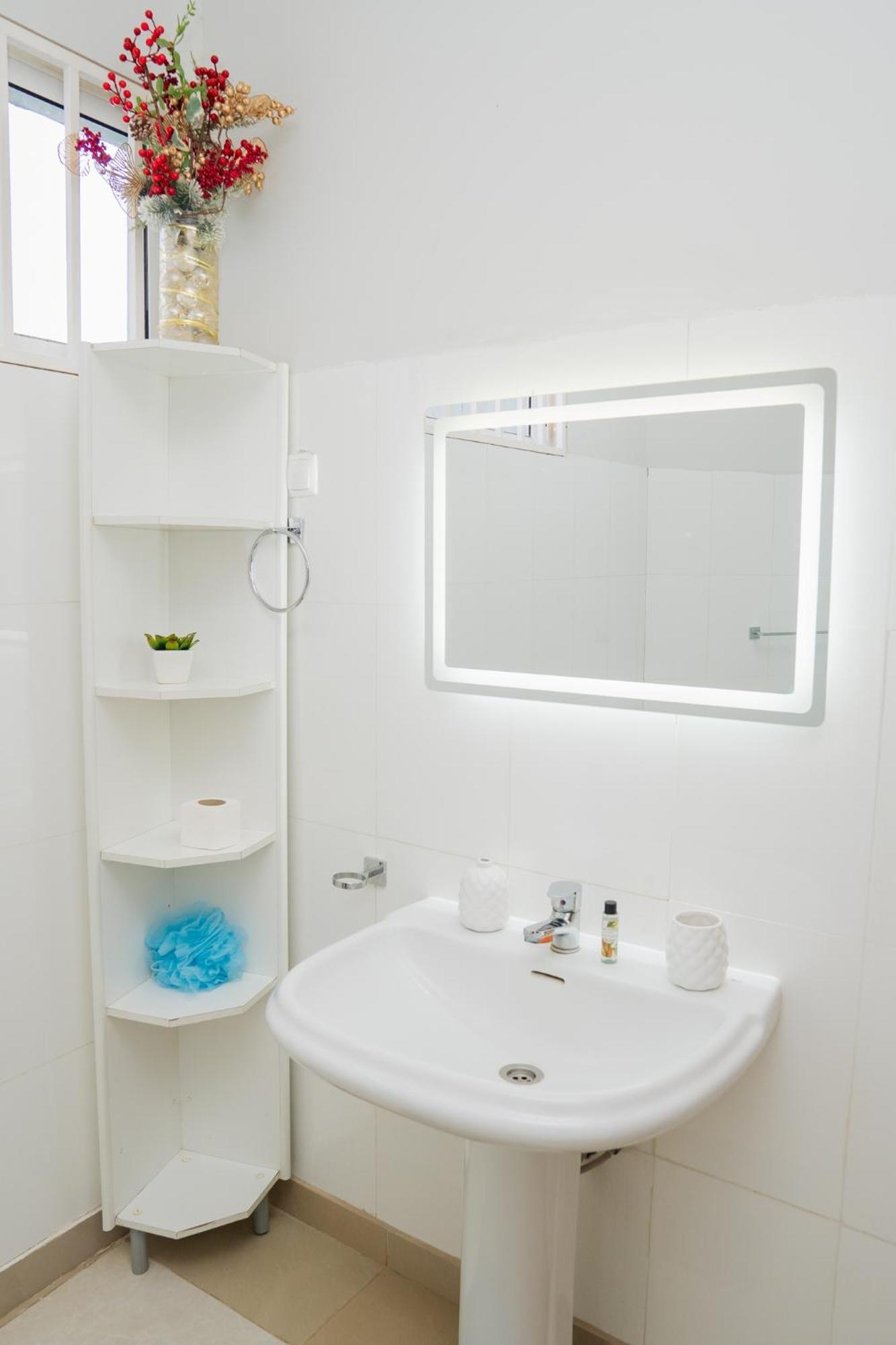 Praia Guest House Екстериор снимка