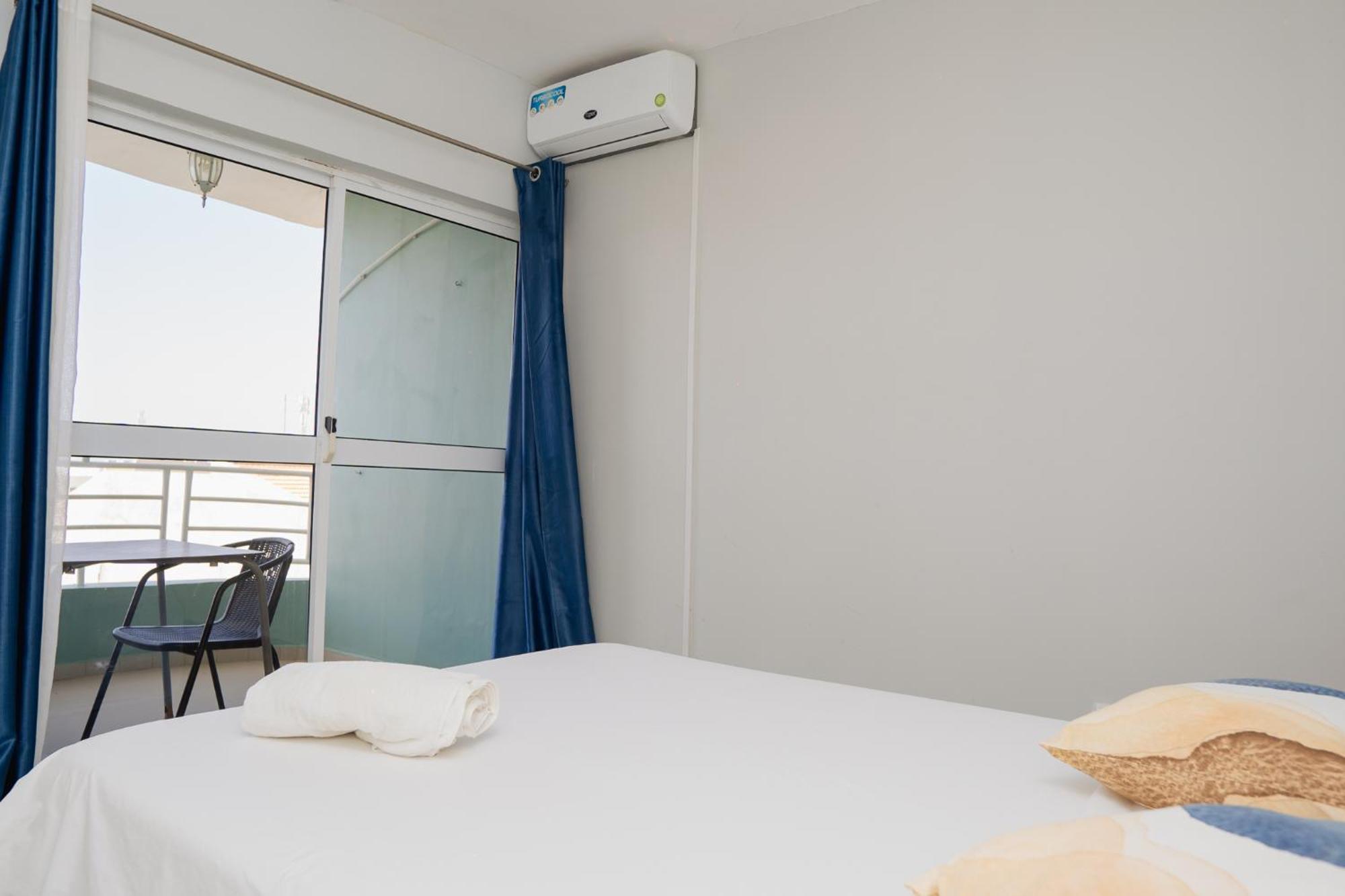 Praia Guest House Екстериор снимка